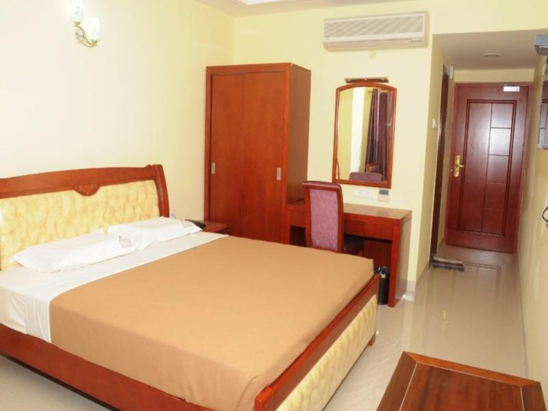 Hotel Shrivalli Residency Chennai Exterior photo